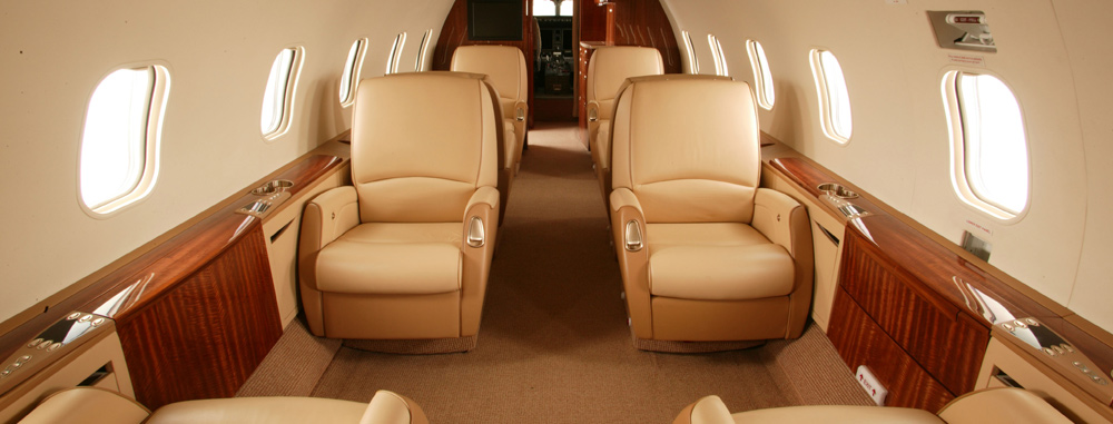 Challenger 300