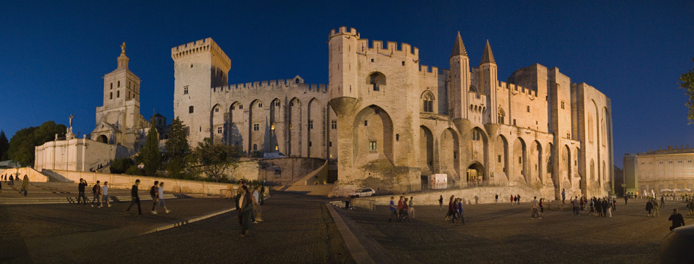 Limousinenservice Avignon | exklusiver Limousinenservice in Avignon